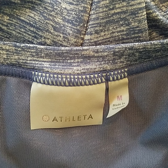 Athleta M side split mesh back blue space tee - Picture 6 of 6